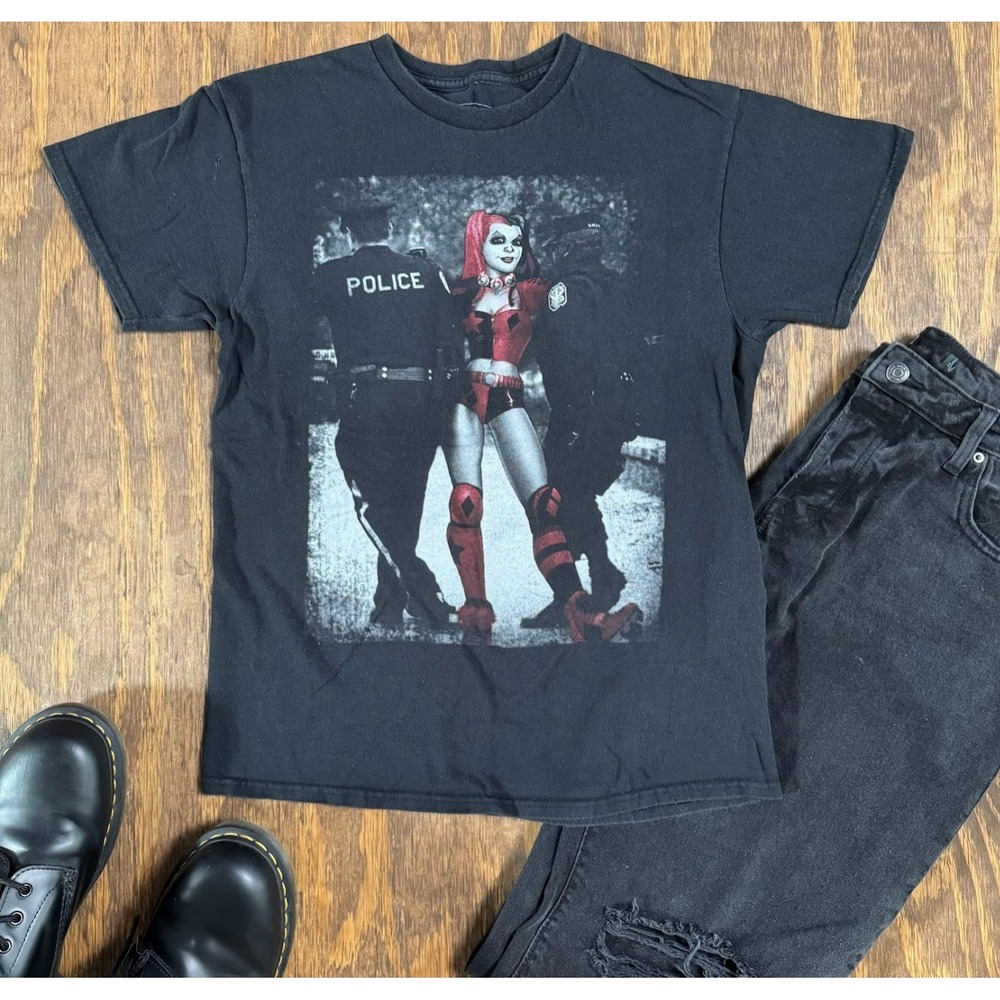 Batman Harley Quinn Police Graphic T Shirt Black DC Comics Tee Size Small